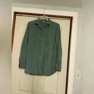 Women’s Old Navy shirt